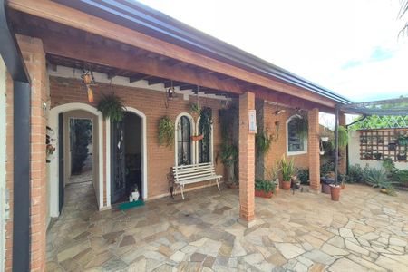 Casa à venda com 130m², 3 quartos e 2 vagasFachada do Prédio