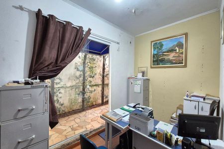 Casa à venda com 130m², 3 quartos e 2 vagasQuarto 2 