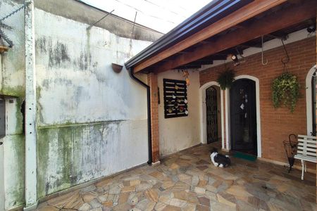 Casa à venda com 130m², 3 quartos e 2 vagasGaragem 