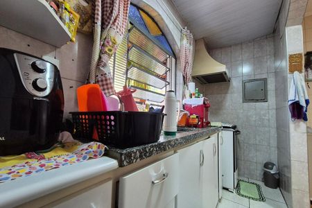 Casa à venda com 130m², 3 quartos e 2 vagasCozinha 