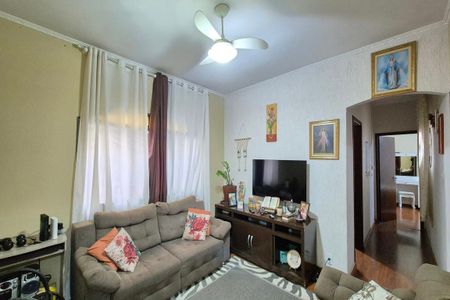 Casa à venda com 130m², 3 quartos e 2 vagasSala de TV
