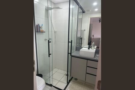 Banheiro de apartamento para alugar com 1 quarto, 34m² em Vila Nair, São Paulo