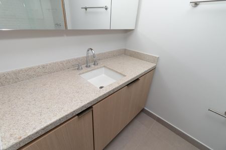 Apartamento para alugar com 67m², 2 quartos e 1 vagaBanheiro da Suíte