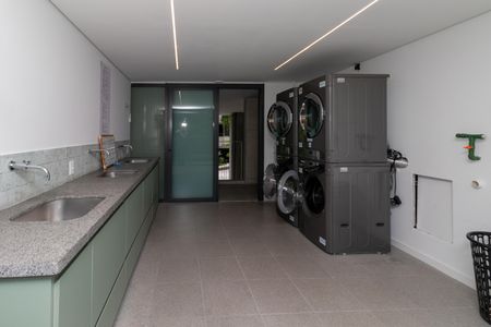 Apartamento para alugar com 67m², 2 quartos e 1 vagaÁrea comum - Lavanderia