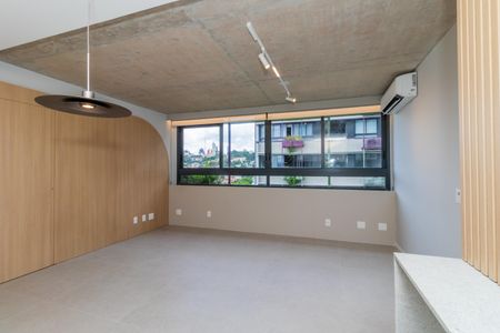 Sala de apartamento para alugar com 2 quartos, 67m² em Vila Ipojuca, São Paulo
