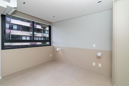 Suite de apartamento para alugar com 2 quartos, 67m² em Vila Ipojuca, São Paulo