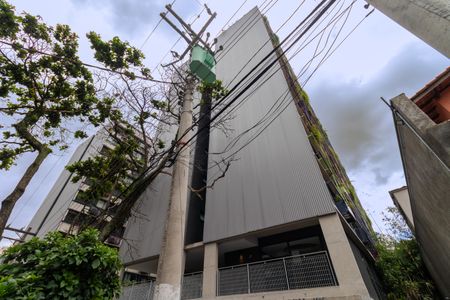 Apartamento para alugar com 67m², 2 quartos e 1 vagaFachada