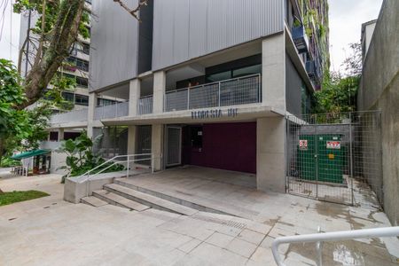 Apartamento para alugar com 67m², 2 quartos e 1 vagaFachada