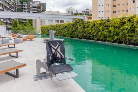 Apartamento para alugar com 67m², 2 quartos e 1 vagaÁrea comum - Piscina