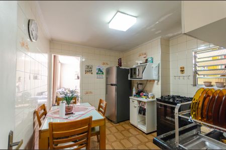 Casa para alugar com 59m², 2 quartos e sem vaga Casa para alugar com 59m², 2 quartos e sem vagaCozinha