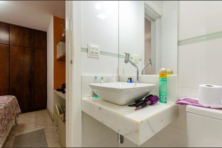 Casa para alugar com 59m², 2 quartos e sem vaga Casa para alugar com 59m², 2 quartos e sem vagaSuíte - Banheiro