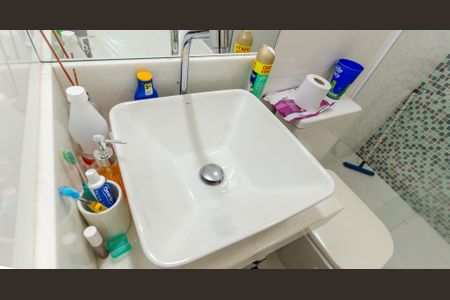 Casa para alugar com 59m², 2 quartos e sem vaga Casa para alugar com 59m², 2 quartos e sem vagaSuíte - Banheiro