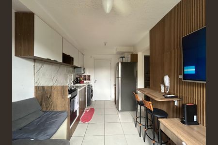 Sala de apartamento para alugar com 2 quartos, 32m² em Piqueri, São Paulo