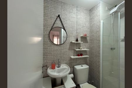 Apartamento para alugar com 32m², 2 quartos e sem vagaBanheiro