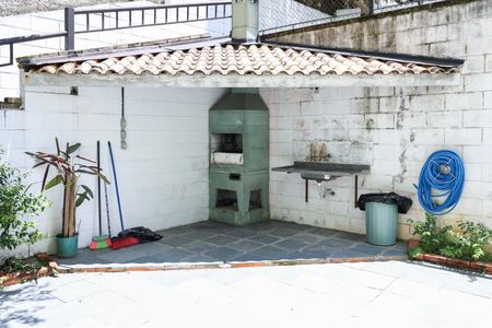 Apartamento à venda com 51m², 2 quartos e 1 vagaÁrea comum