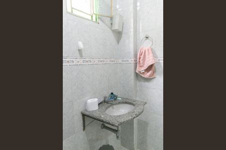 Casa para alugar com 95m², 3 quartos e sem vaga