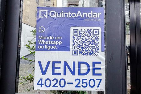Studio à venda com 34m², 1 quarto e 1 vagaPlaquinha