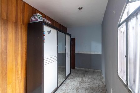 Casa para alugar com 346m², 3 quartos e 3 vagas Casa para alugar com 346m², 3 quartos e 3 vagasQuarto Casa 2