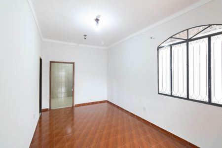 Casa para alugar com 346m², 3 quartos e 3 vagas Casa para alugar com 346m², 3 quartos e 3 vagasSala Casa 1