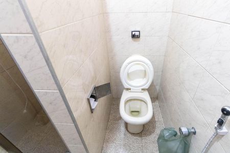 Casa para alugar com 346m², 3 quartos e 3 vagas Casa para alugar com 346m², 3 quartos e 3 vagasBanheiro Social Casa 1