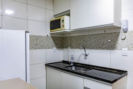 Kitnet/Studio para alugar com 1 quarto, 30m² em João Pinheiro, Belo Horizonte