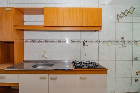 Cozinha de kitnet/studio para alugar com 1 quarto, 32m² em Passo D’areia, Porto Alegre