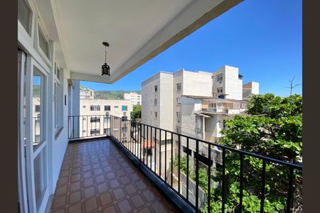 Apartamento à venda com 90m², 3 quartos e 1 vaga