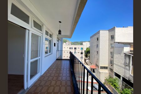 Apartamento à venda com 90m², 3 quartos e 1 vaga