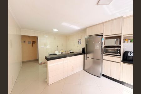 Casa à venda com 248m², 3 quartos e 3 vagasCopa/Cozinha