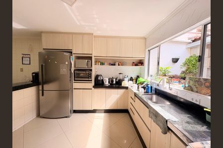 Casa à venda com 248m², 3 quartos e 3 vagasCopa/Cozinha