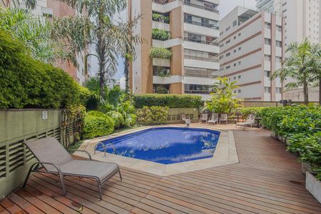 Apartamento para alugar com 645m², 3 quartos e 3 vagasPiscina