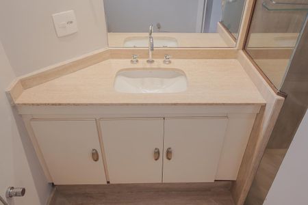 Apartamento para alugar com 645m², 3 quartos e 3 vagasBanheiro da Suíte