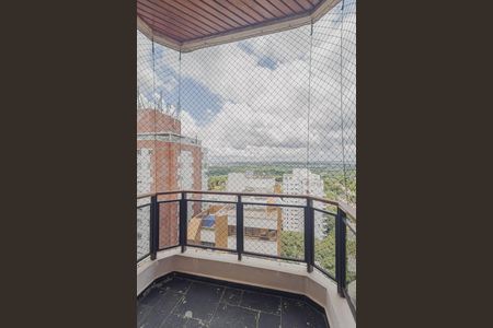 Apartamento para alugar com 645m², 3 quartos e 3 vagasVaranda da Suíte 2