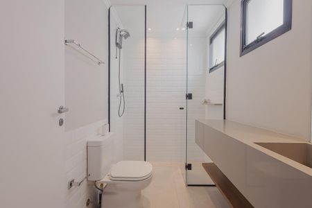 Apartamento para alugar com 645m², 3 quartos e 3 vagasBanheiro