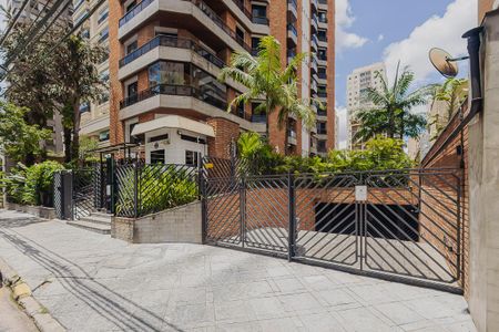 Apartamento para alugar com 645m², 3 quartos e 3 vagasFachada