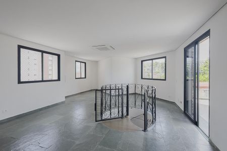 Apartamento para alugar com 645m², 3 quartos e 3 vagasSala 2