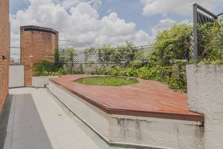 Apartamento para alugar com 645m², 3 quartos e 3 vagasPiscina