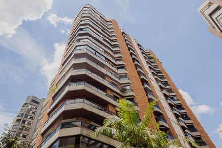 Apartamento para alugar com 645m², 3 quartos e 3 vagasFachada