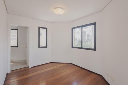 Apartamento para alugar com 645m², 3 quartos e 3 vagasSala