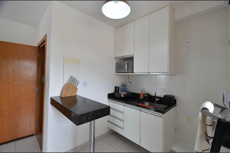Apartamento à venda com 75m², 2 quartos e 2 vagas Apartamento à venda com 75m², 2 quartos e 2 vagasCozinha