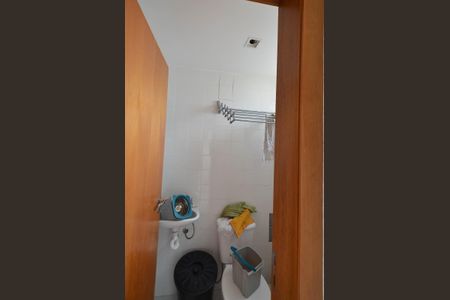 Apartamento à venda com 75m², 2 quartos e 2 vagas Apartamento à venda com 75m², 2 quartos e 2 vagasÁrea de Serviço