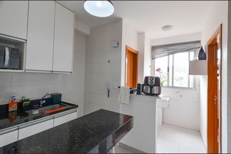 Apartamento à venda com 75m², 2 quartos e 2 vagas Apartamento à venda com 75m², 2 quartos e 2 vagasCozinha