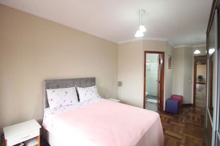 Casa para alugar com 133m², 3 quartos e 3 vagasSuíte