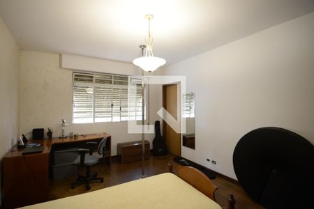 Casa para alugar com 412m², 3 quartos e 4 vagas Casa para alugar com 412m², 3 quartos e 4 vagasQuarto