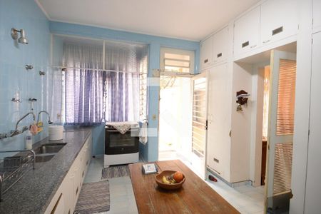 Casa para alugar com 412m², 3 quartos e 4 vagas Casa para alugar com 412m², 3 quartos e 4 vagasCozinha