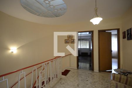 Casa para alugar com 412m², 3 quartos e 4 vagas Casa para alugar com 412m², 3 quartos e 4 vagasCorredor