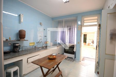 Casa para alugar com 412m², 3 quartos e 4 vagas Casa para alugar com 412m², 3 quartos e 4 vagasCozinha