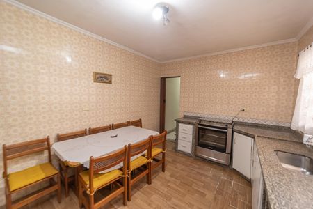 Casa à venda com 300m², 4 quartos e 2 vagasCozinha