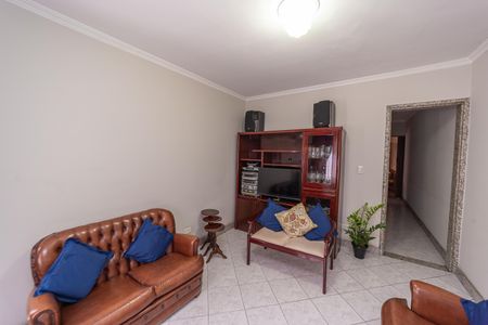 Casa à venda com 300m², 4 quartos e 2 vagasSala