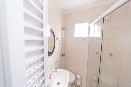 Casa à venda com 300m², 4 quartos e 2 vagasBanheiro 3